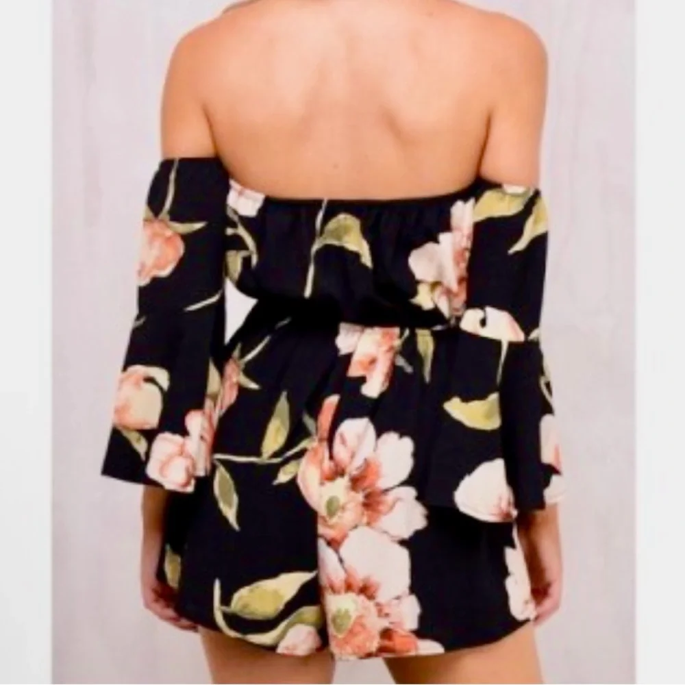 Luxxel Floral Off-Shoulder Romper - size S - Picture 4 of 8